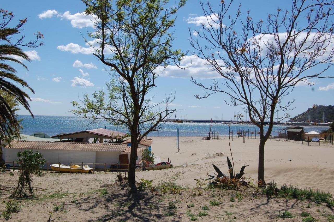 Camping Feniglia Монте-Арджентаріо Екстер'єр фото